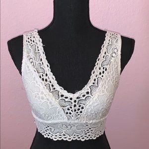 Full Coverage Lacy White Bralette